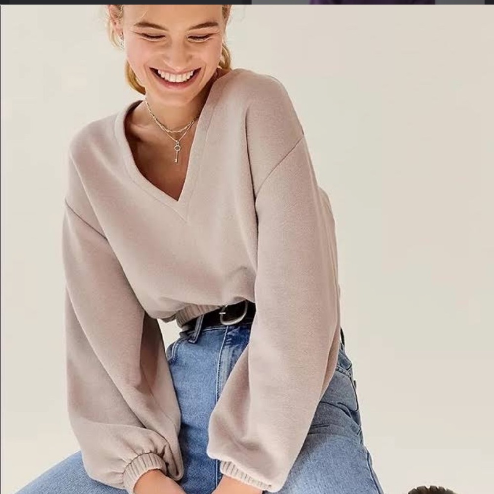 Urban Outfitters Crewneck Crop Sweater